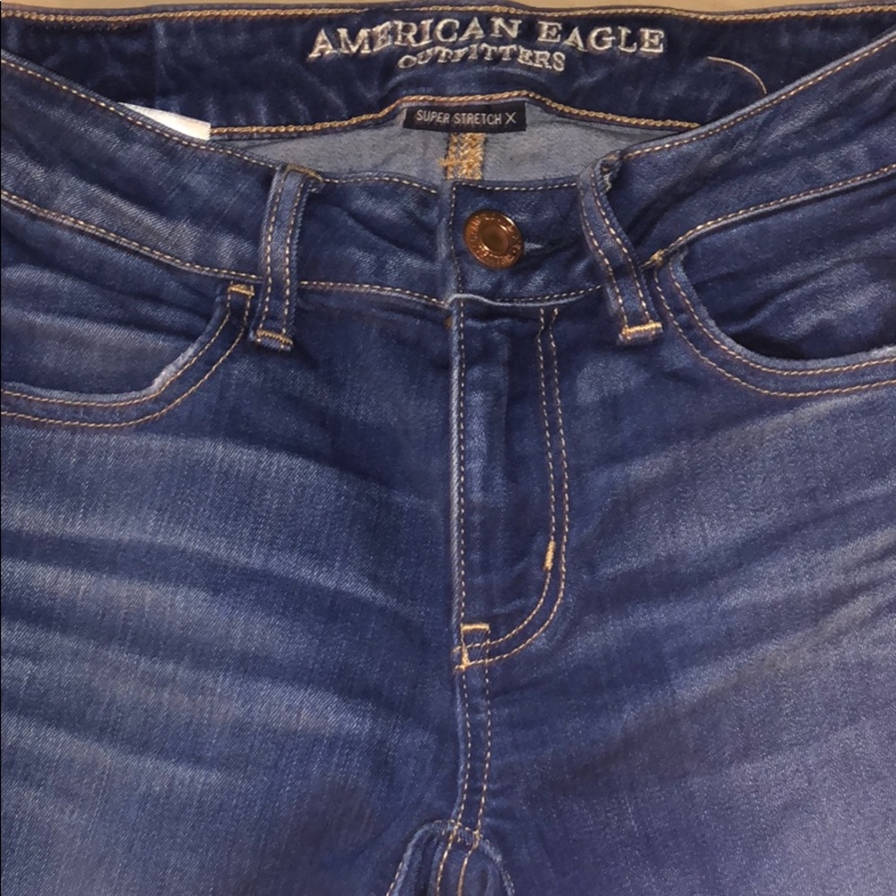 Size 0 American Eagle jeans ! Worn a few times